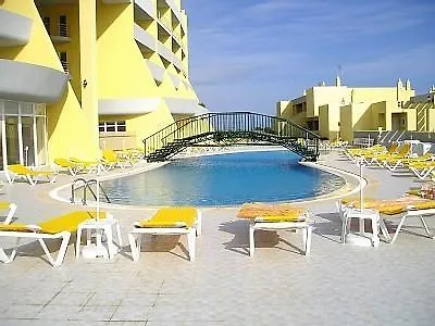 Condominio Do Mar ラゴス アパート
